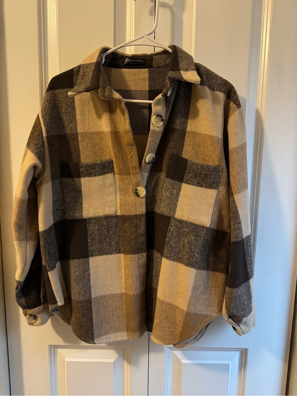 Women’s Plaid Shacket in Beige and Brown